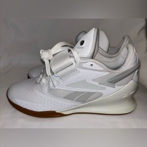 Reebok Legacy Lifter III. Size 7